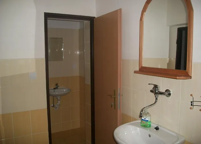 بيت ضيافة Pension U Loupezaku *